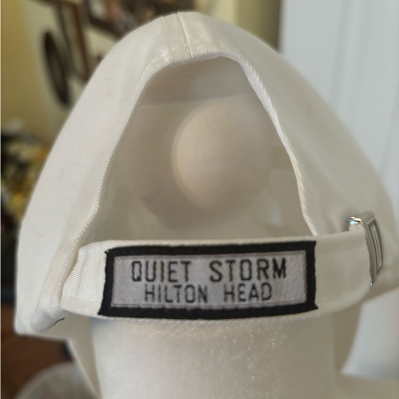 NWOT * THE QUIET STORM White Hat - Picture 7 of 7